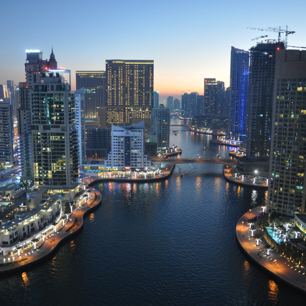 dubai-marina-walk-meet-the-cities
